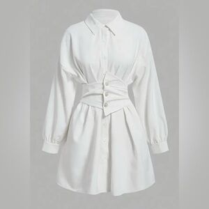 NWOT Classic Chic Single Breasted Long Sleeve Ruffle Hem Sheath Blouse L White